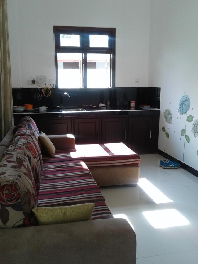 Apna Homestay Apartments Unawatuna Exteriör bild